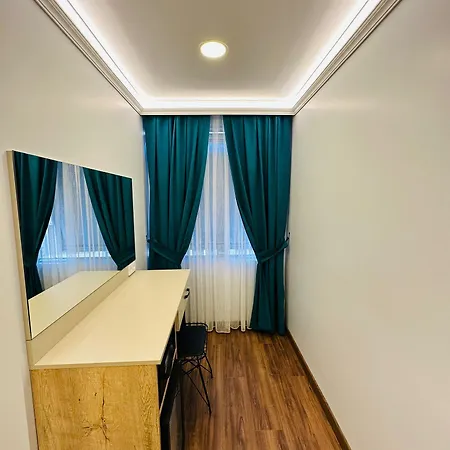 ザ マリスト カディコイ ホテル