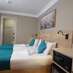 The Marist Kadikoy Otel 2*